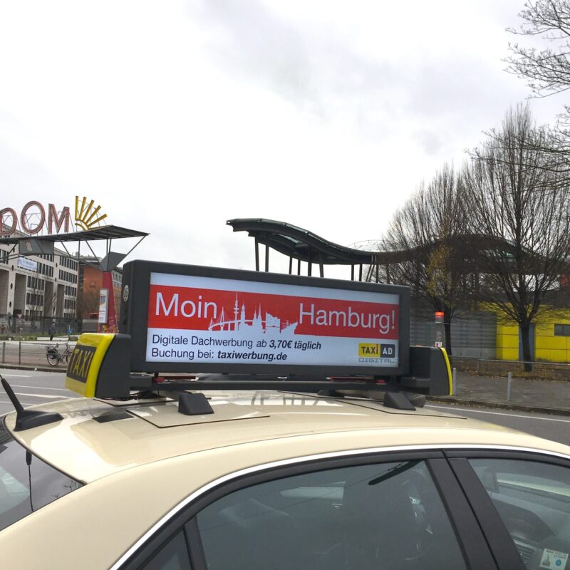 Moin Hamburg moderne Taxiwerbung bei Taxi-AD