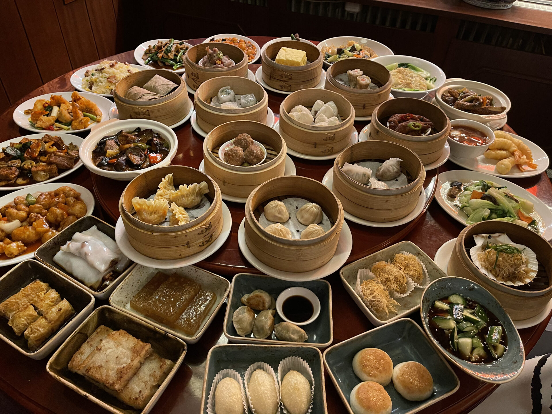 Dim sum Haus Restaurant China seit 1964 Chinesisches Asiatisches Traditionsrestaurant Hamburg Hauptbahnhof Pekingente